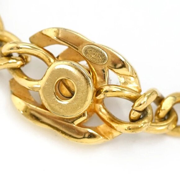 CHANEL CC Logo TurnLock Vintage Bracelet 6.5" Gold Tone 96P Auth w/Box #11420 - Picture 4 of 6